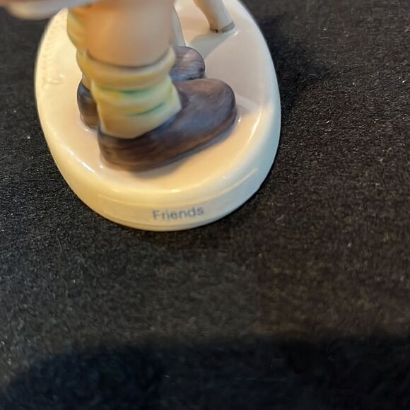Goebel Hummel Figurine "Friends" 1949 - Picture 6 of 8